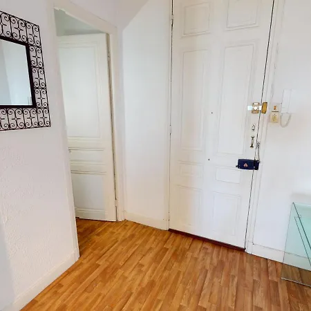 Apartamento Grand 2p Face En Centre-ville Dans Un Palace Avec Parc A - Fr-1-196-318