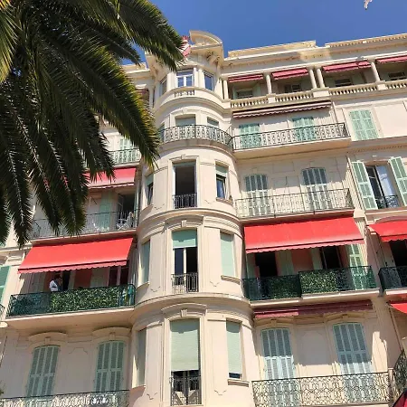 Grand 2p Face En Centre-ville Dans Un Palace Avec Parc A - Fr-1-196-318 Apartamento Menton